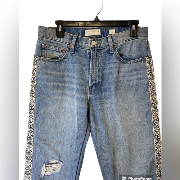 Lucky Brand Relaxed Taper Mom Jeans size 6/28 - Picture 3 of 8